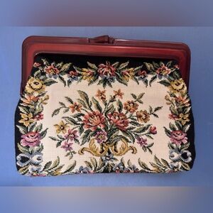 Vintage Small Floral Tapestry Clutch Purse With  Lucite Top And Clasp